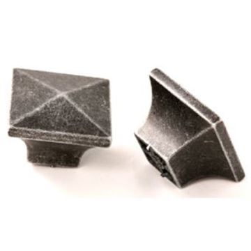 Picture of 32 mm Pyramid (K-53082)