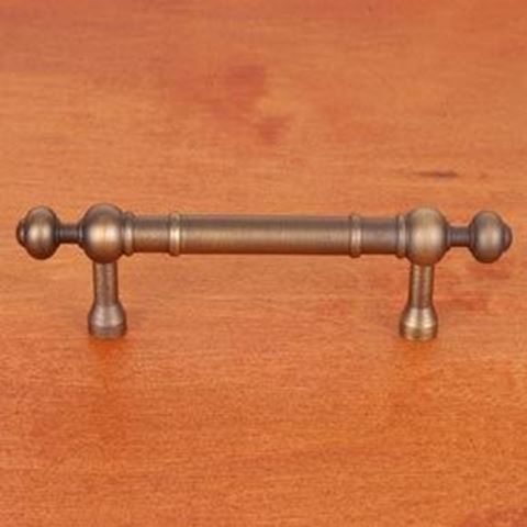 Picture of 3-1/2" cc Plain Pull with Decorative Ends