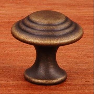 Picture of 1-1/4" Step Up Beauty Knob